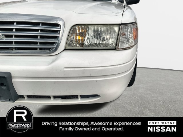 Used 2010 Ford Crown Victoria Police Interceptor RWD image 36