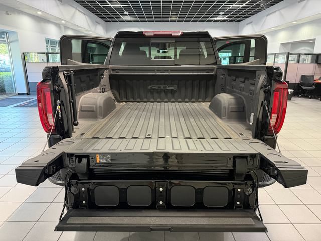 Used 2024 GMC Sierra 1500 AT4 w/ AT4 Premium Package AWD/4WD image 11