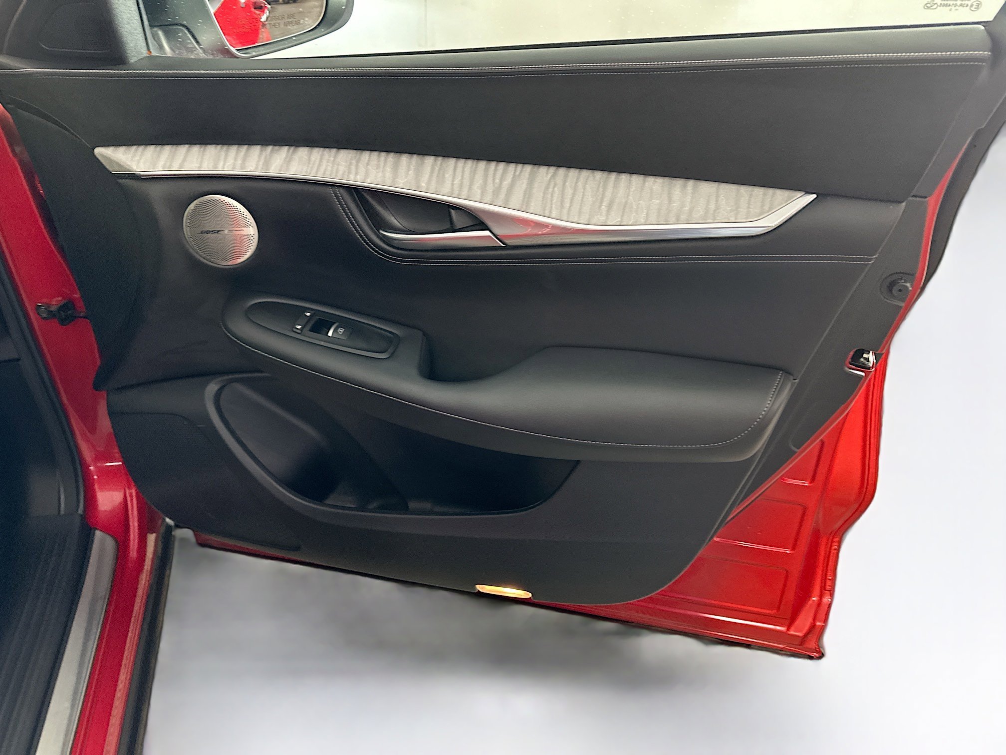 Used 2023 INFINITI QX50 Sensory w/ Cargo Package image 33