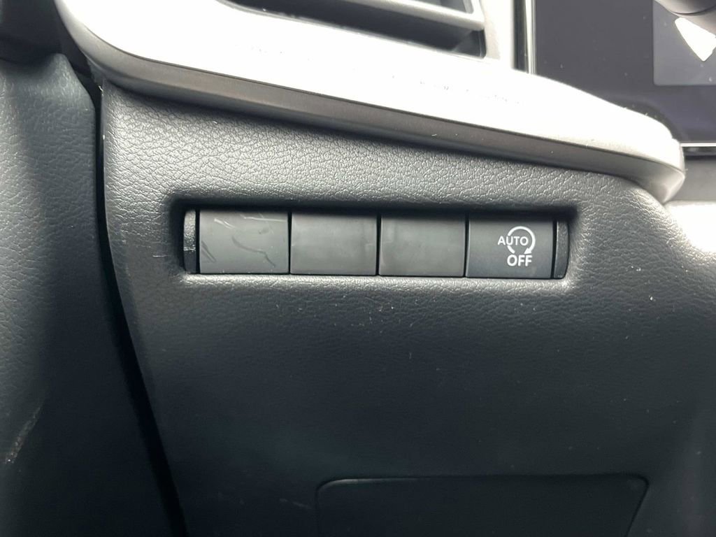 New 2026 Nissan Kicks S image 30