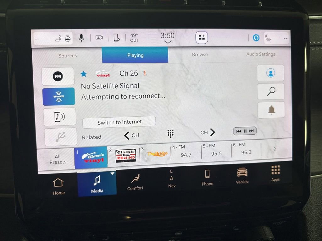 Used 2023 Jeep Grand Cherokee L Limited AWD/4WD image 13