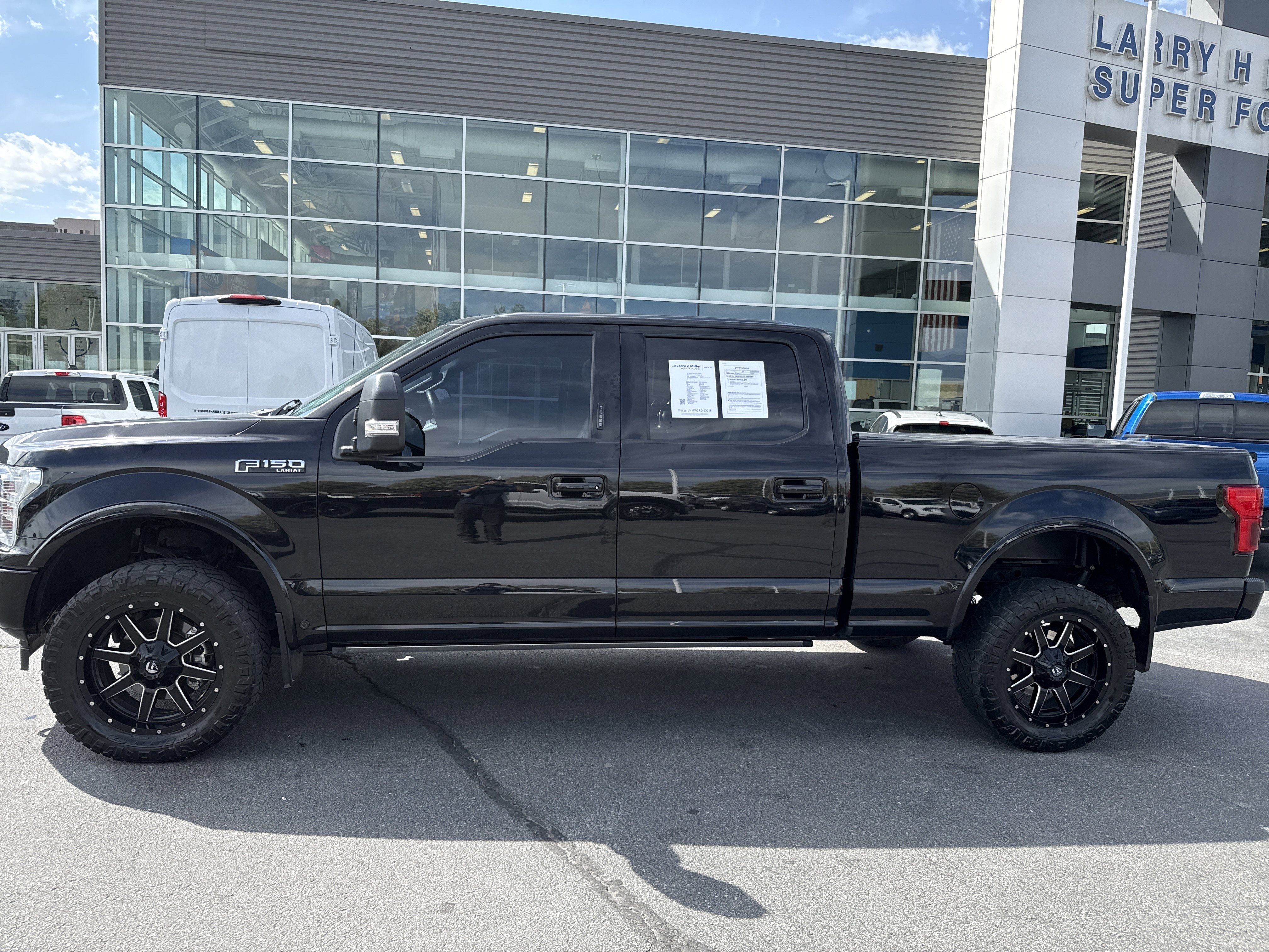 Used 2019 Ford F150 Lariat w/ Equipment Group 502A Luxury image 2