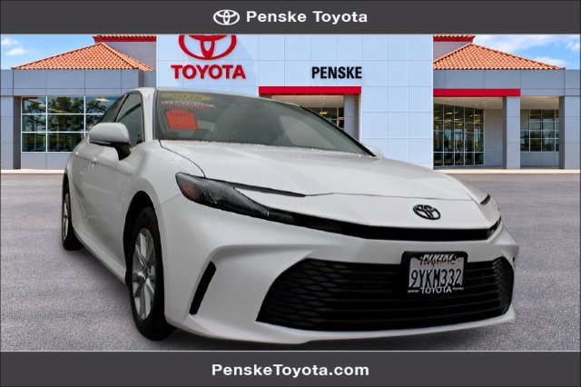 Certified 2026 Toyota Camry LE AWD/4WD image 1