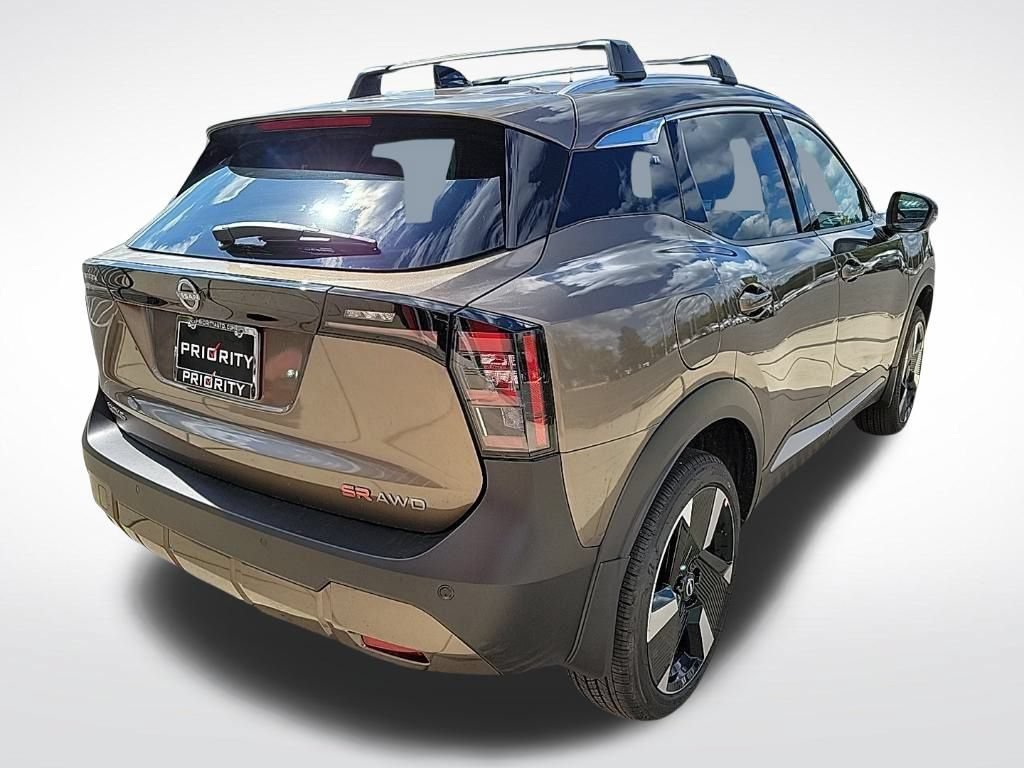 New 2026 Nissan Kicks SR w/ Cold Weather Package AWD/4WD image 5
