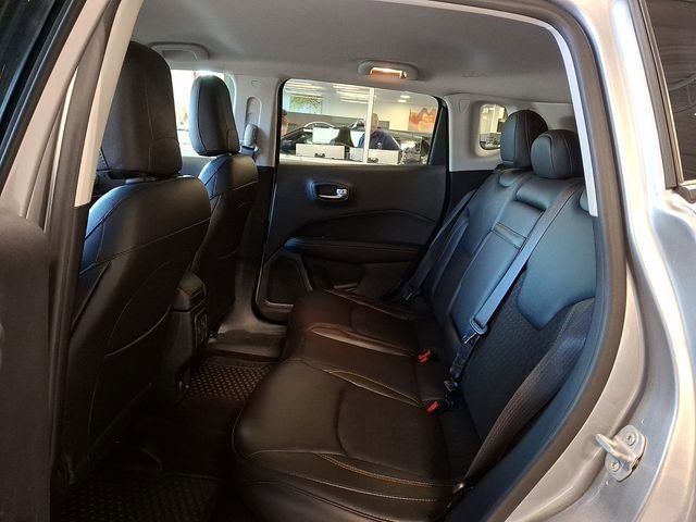 Used 2018 Jeep Compass Latitude w/ Cold Weather Group image 10