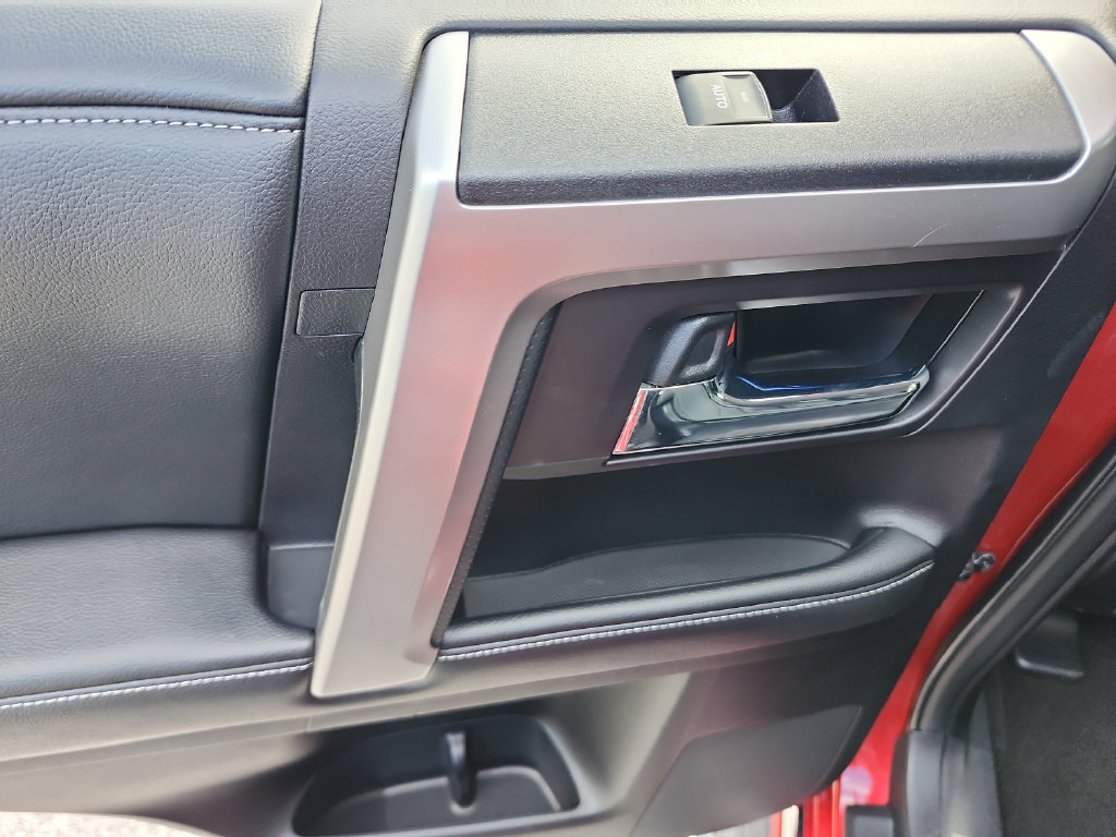 Used 2015 Toyota 4Runner Limited RWD image 24