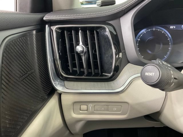 Used 2021 Volvo S60 T8 Inscription w/ Climate Package AWD/4WD image 25