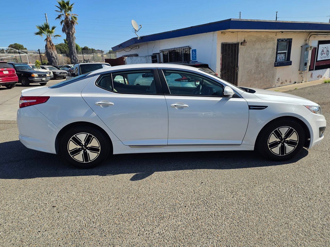 Used 2012 Kia Optima Hybrid FWD image 19