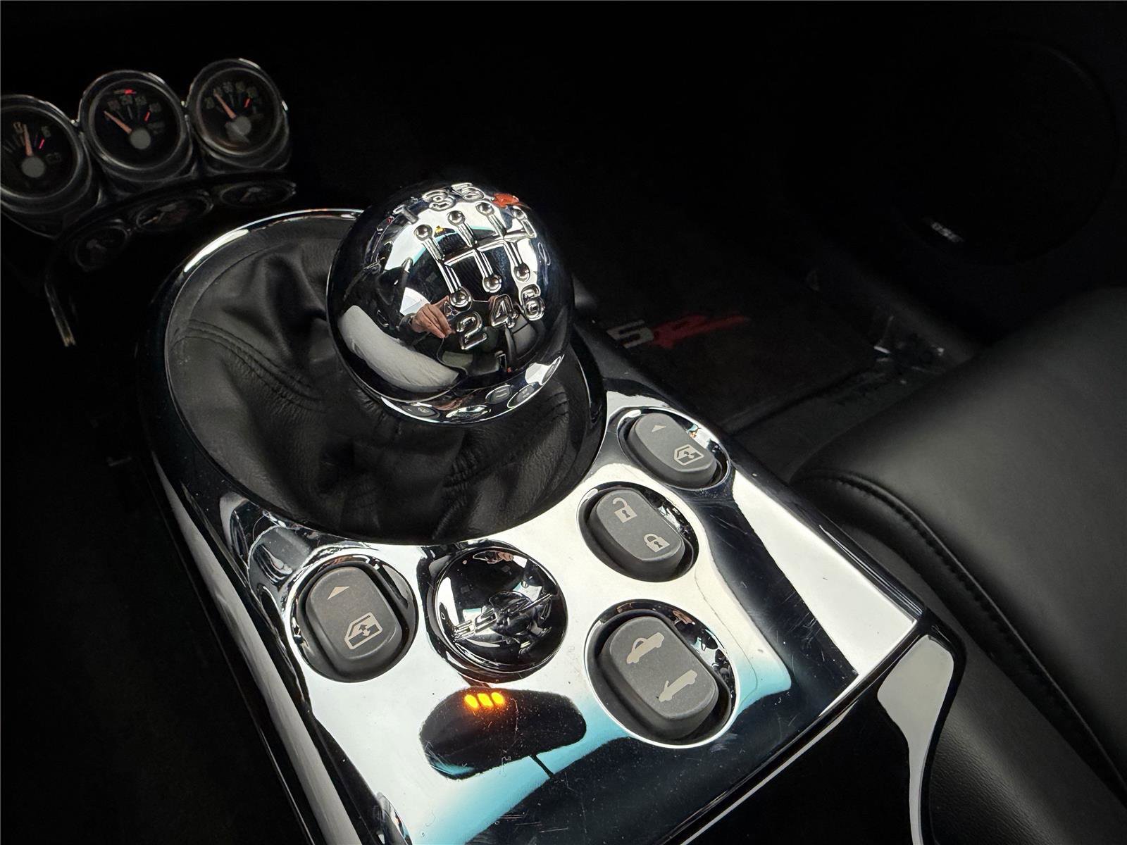 Used 2006 Chevrolet SSR w/ Preferred Equipment Group image 18