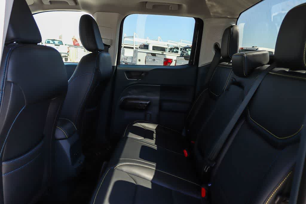 Used 2026 Ford Maverick Lobo AWD/4WD image 18