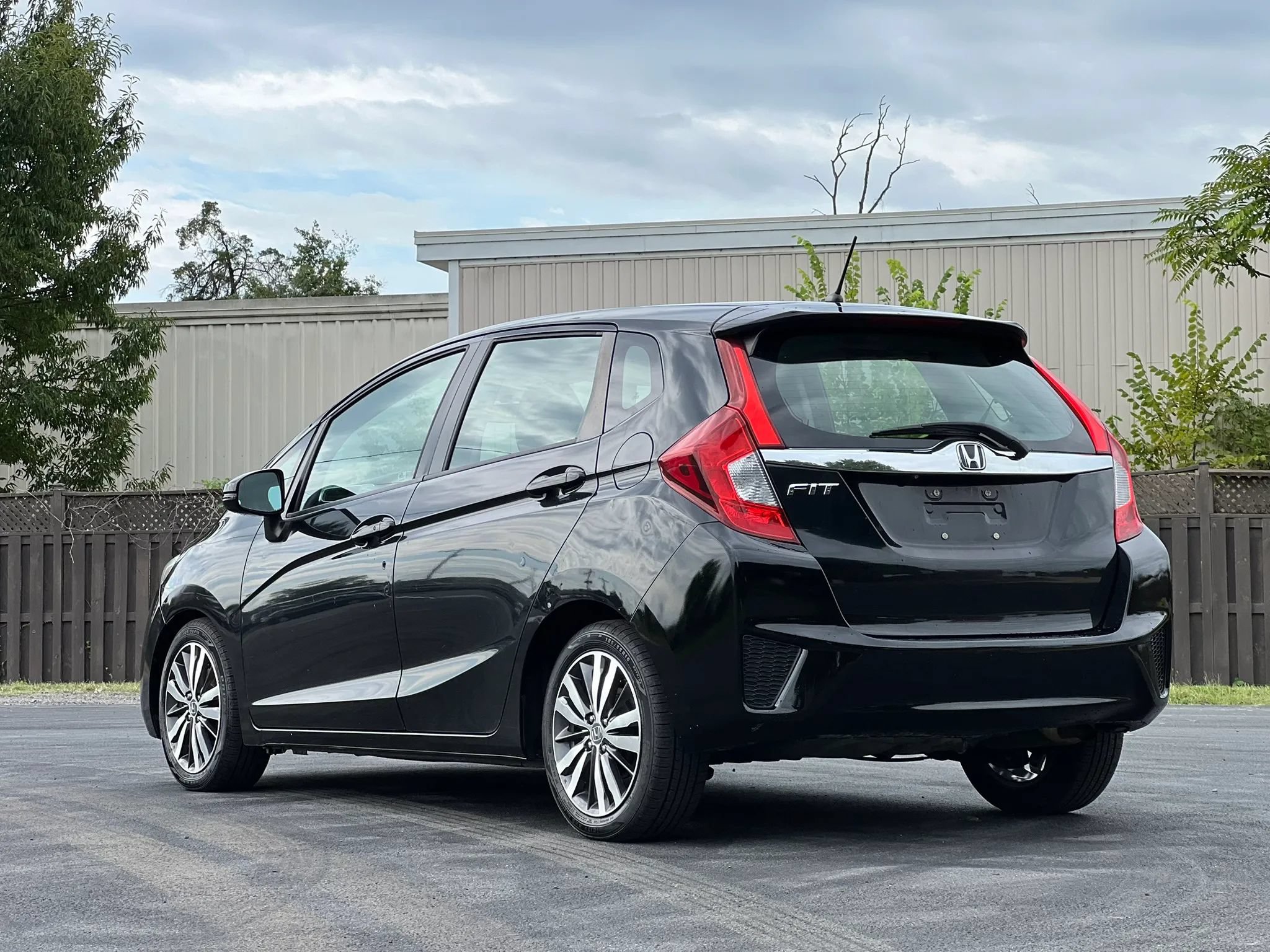 Used 2015 Honda Fit EX image 3