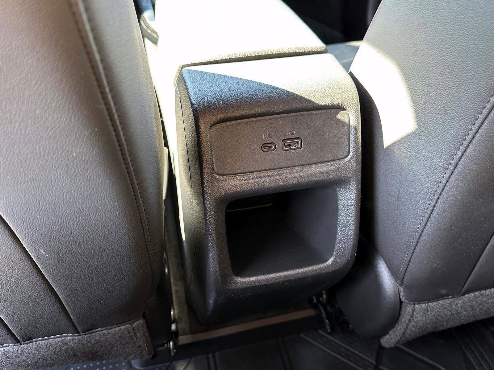 Certified 2024 Chevrolet Trax RS w/ Driver Confidence Package image 12