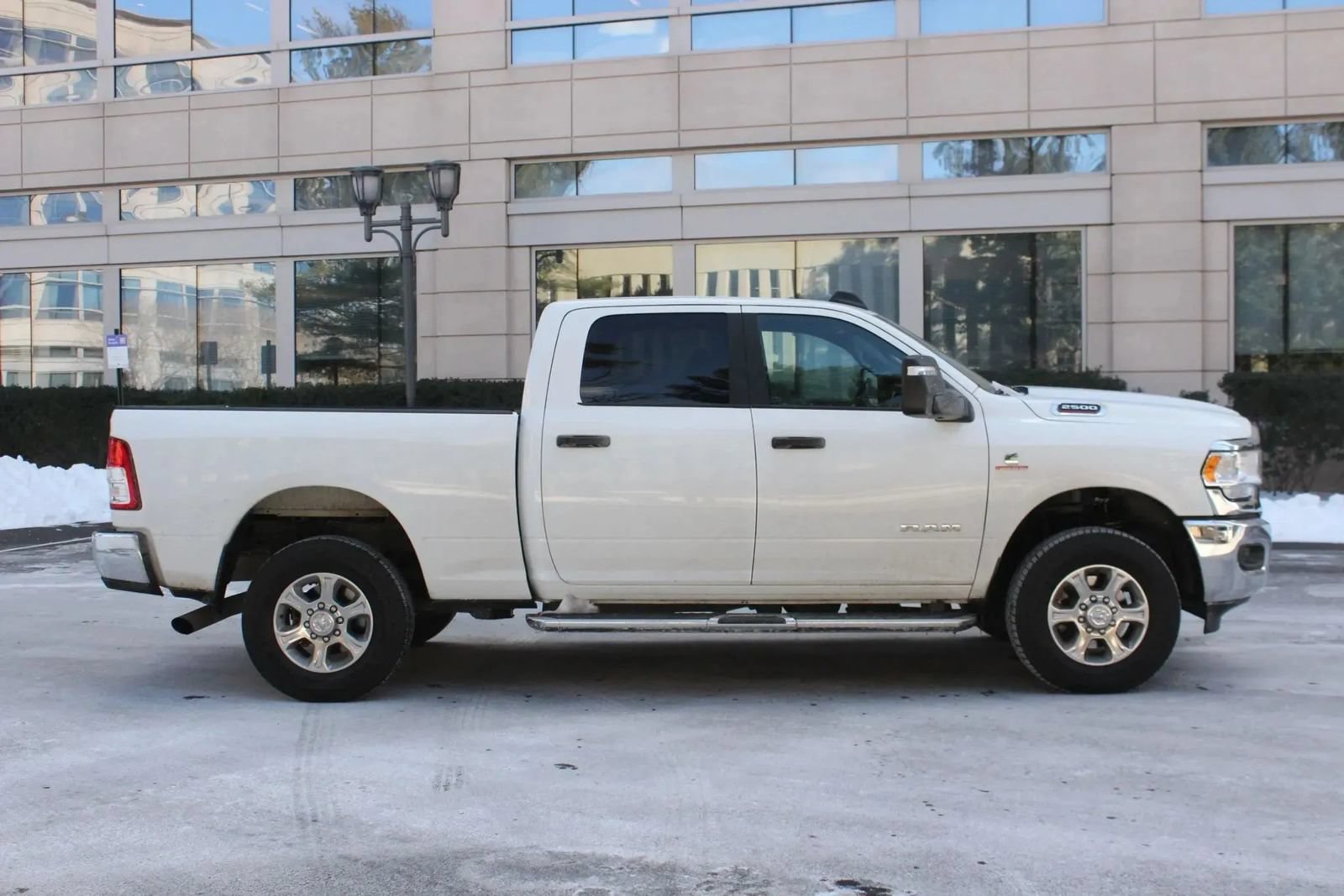 Used 2024 RAM 2500 Big Horn AWD/4WD image 6