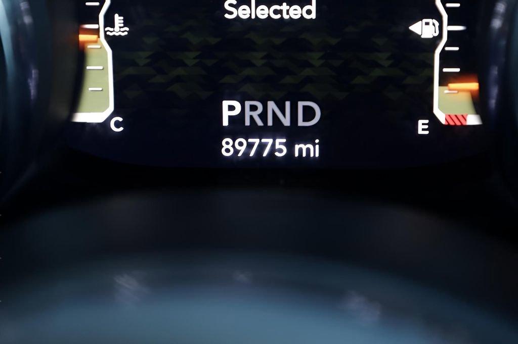 Used 2019 Jeep Wrangler Unlimited Sahara w/ Dual Top Group image 32