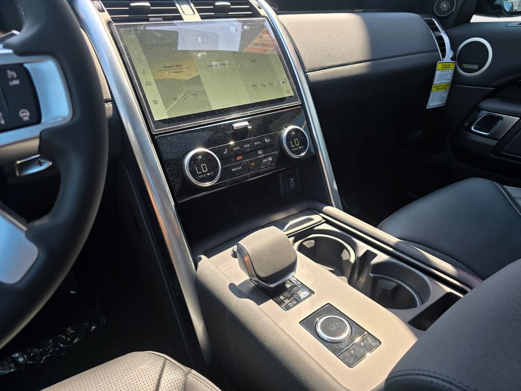 New 2026 Land Rover Discovery S AWD/4WD image 20