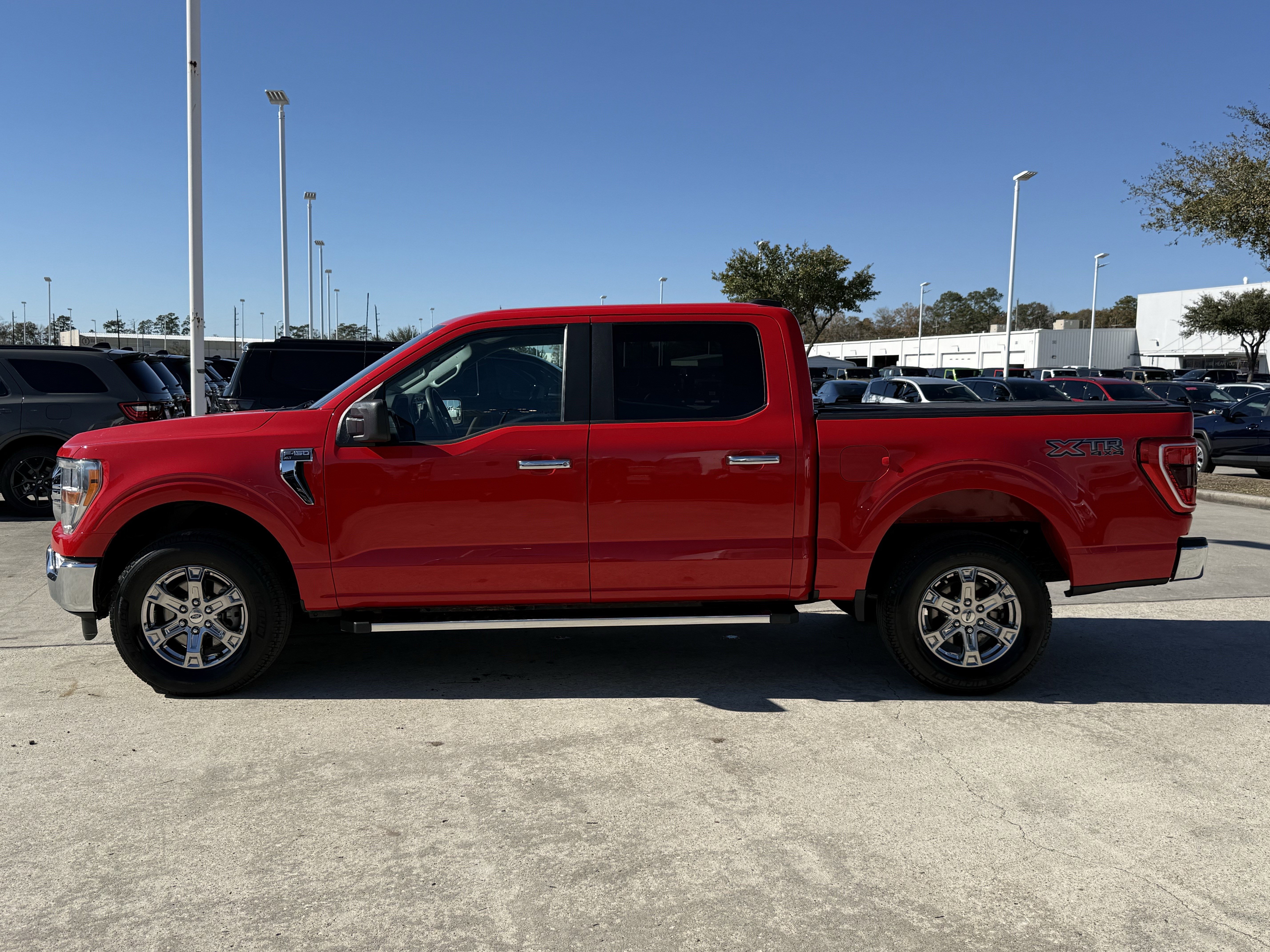 Used 2022 Ford F150 XLT w/ XTR Package image 9