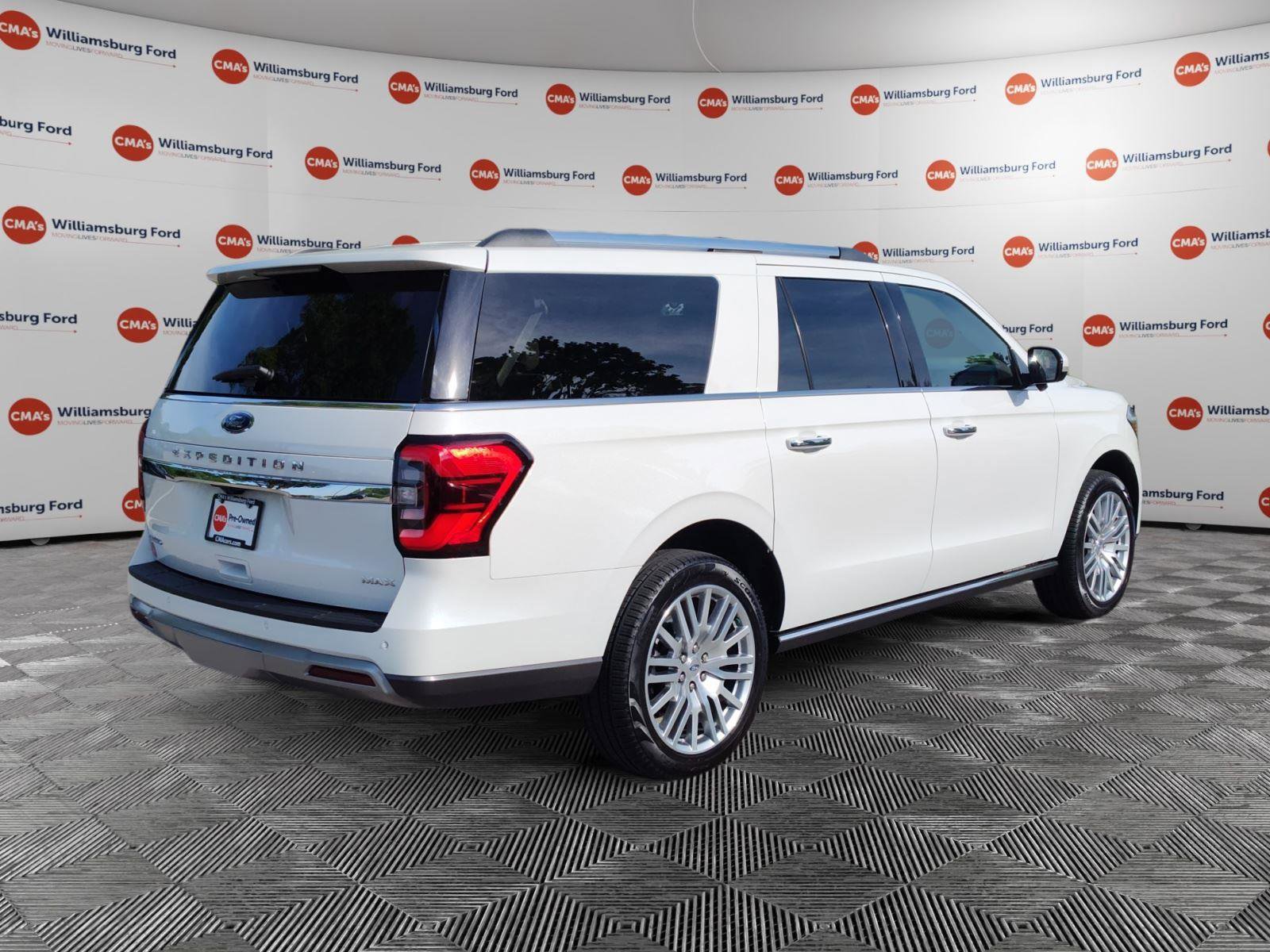 Used 2024 Ford Expedition Max Limited image 5