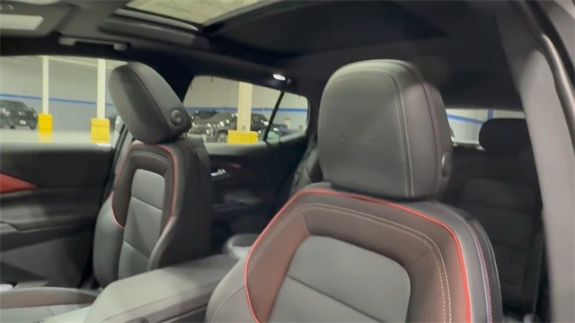 New 2026 Chevrolet Equinox EV RS image 13