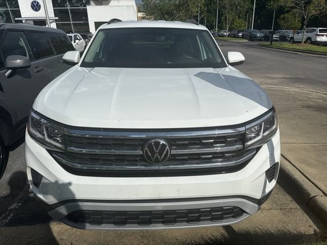 Certified 2023 Volkswagen Atlas SE w/ Black Wheel Package AWD/4WD image 7