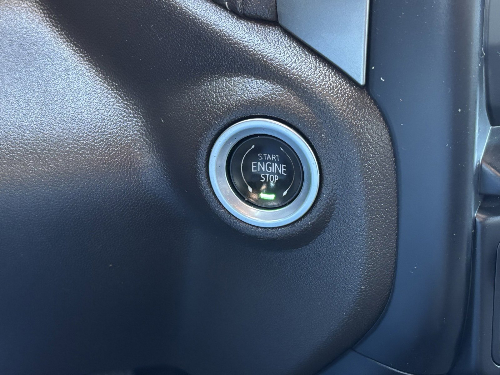 Used 2021 Chevrolet Silverado 1500 LT image 11