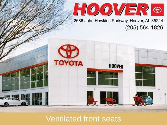 Used 2024 Volkswagen Atlas Cross Sport SEL R-Line image 29