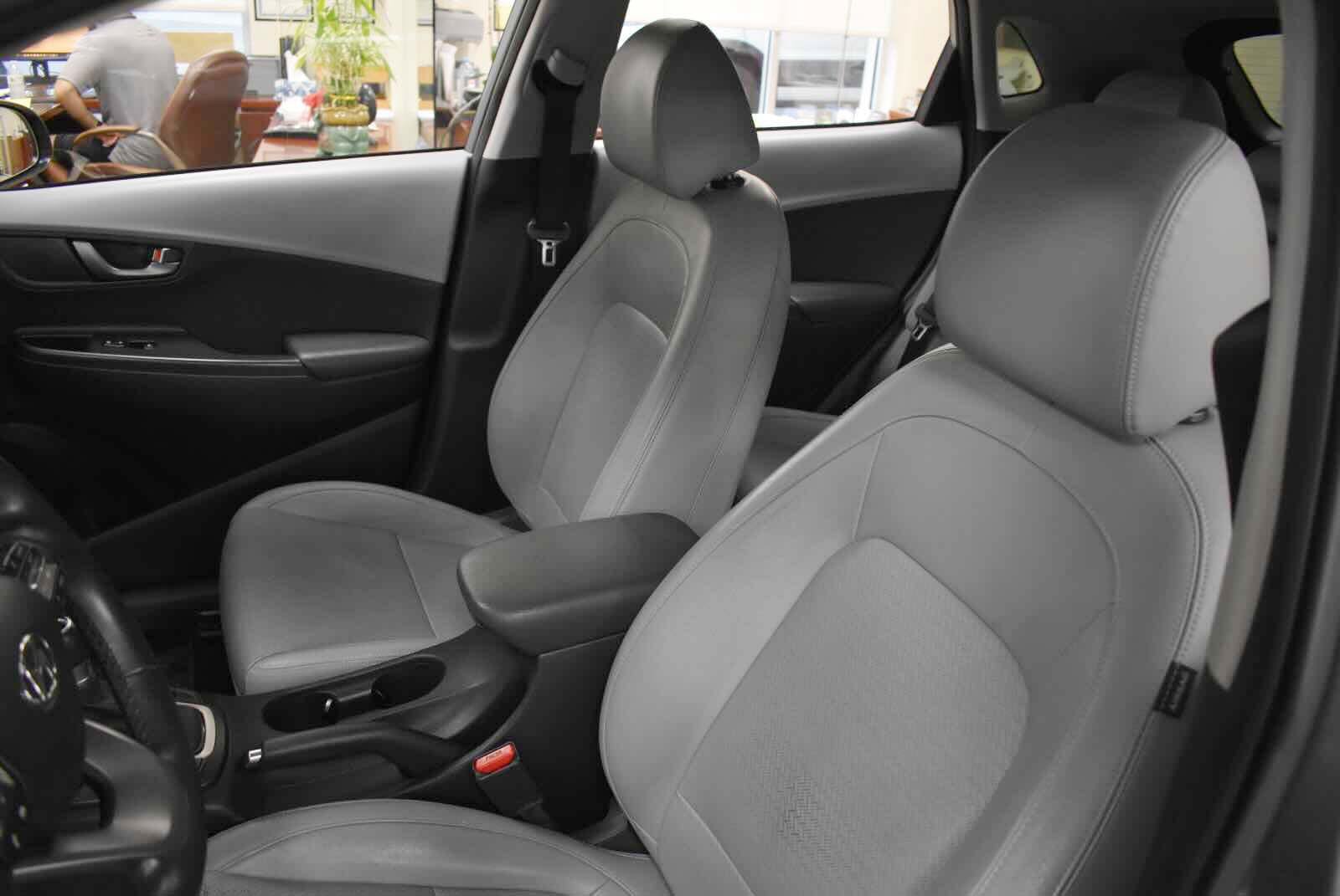 Used 2019 Hyundai Kona Limited AWD/4WD image 12