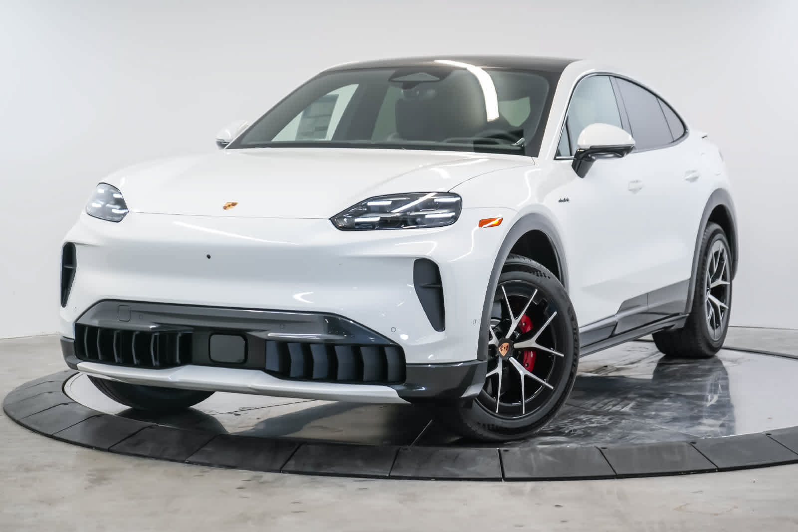 New 2026 Porsche Cayenne S AWD/4WD image 1