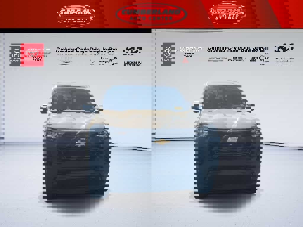 Used 2023 Chevrolet Colorado W/T image 3