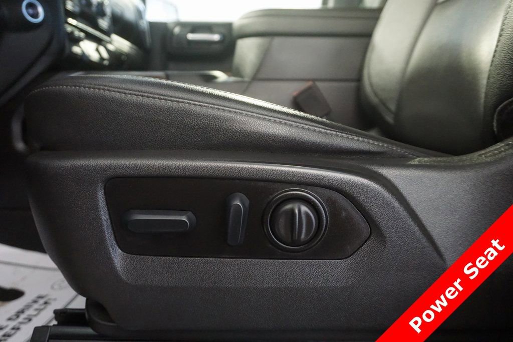 Used 2022 Chevrolet Silverado 1500 LT Trail Boss w/ Convenience Package II image 7