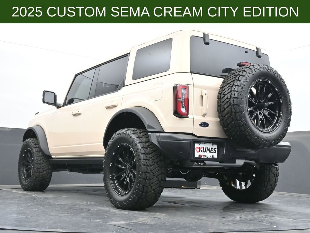 New 2025 Ford Bronco Badlands image 41