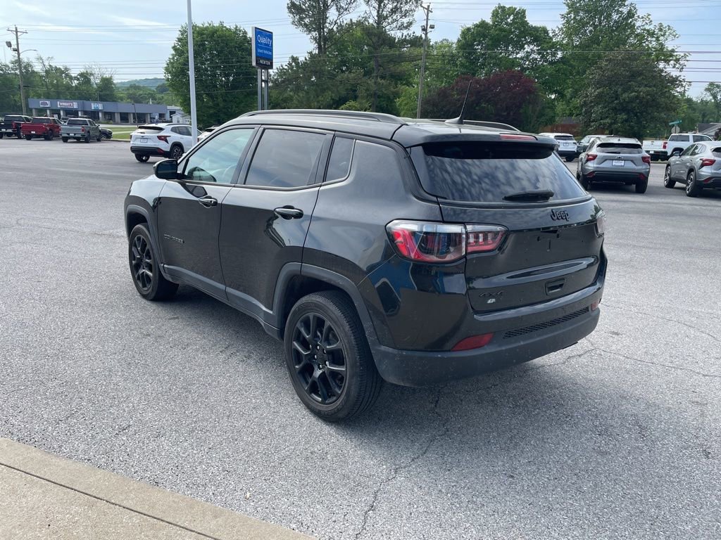 Used 2022 Jeep Compass Altitude AWD/4WD image 6