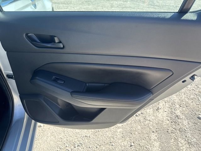 Used 2024 Nissan Altima 2.5 SV image 21