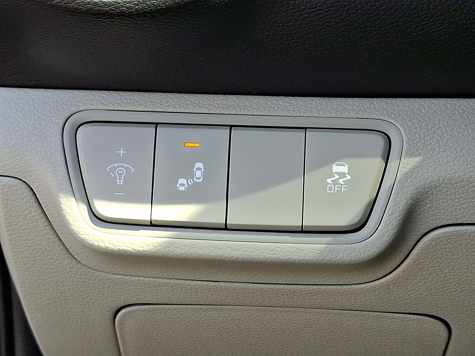 Used 2023 Kia Forte LXS w/ LXS Technology Package image 23