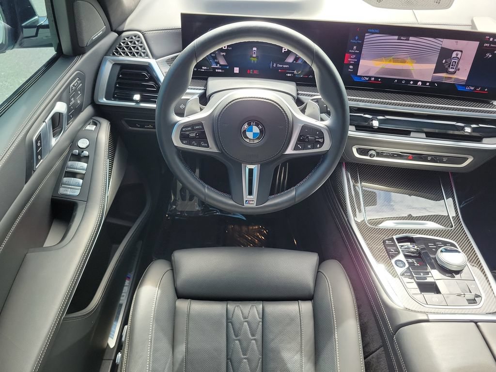 Used 2025 BMW X7 M60i AWD/4WD image 22