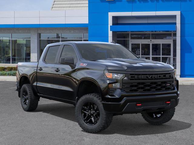 New 2026 Chevrolet Silverado 1500 Custom Trail Boss w/ LPO, Dark Essentials Package AWD/4WD image 7