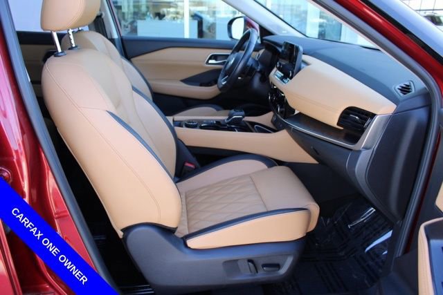 Used 2021 Nissan Rogue Platinum image 17