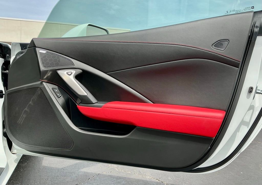 Used 2016 Chevrolet Corvette Stingray Coupe w/ 2LT Preferred Equipment Group image 26