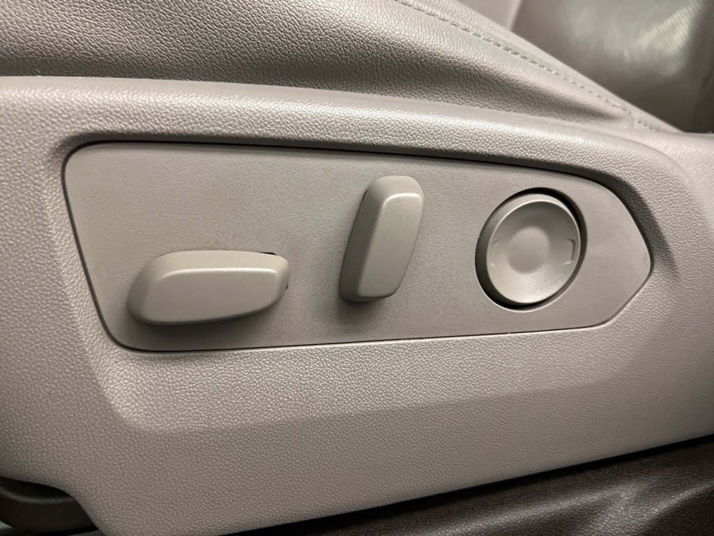 Used 2023 GMC Sierra 1500 SLT image 26