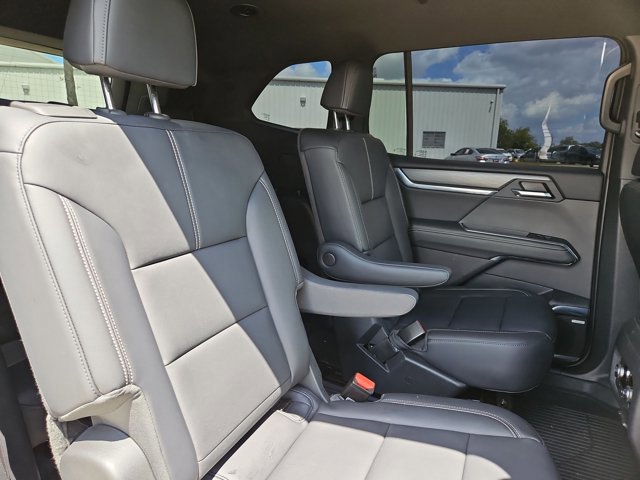 Used 2024 GMC Acadia Elevation w/ Luxury Package image 21