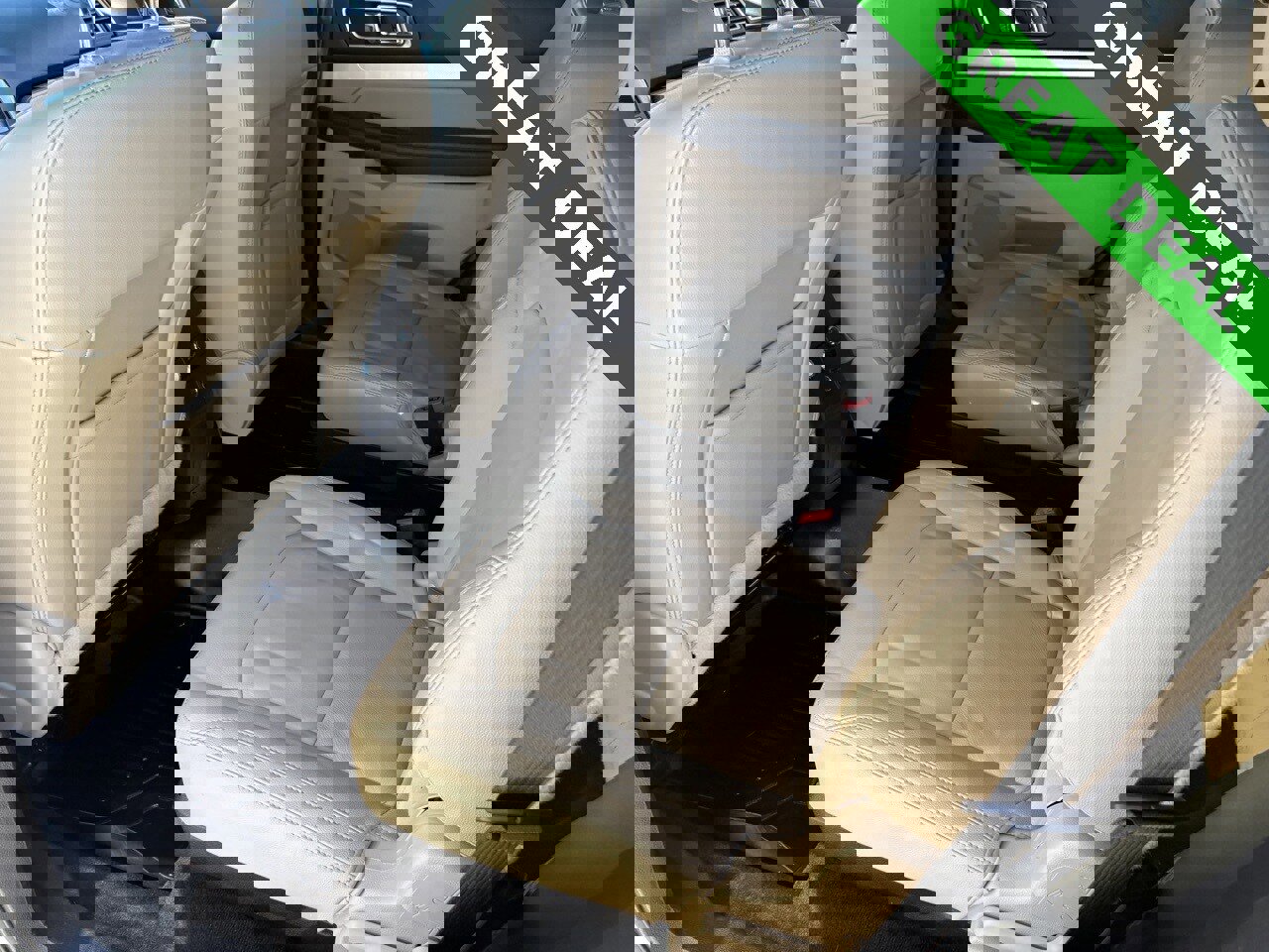 Used 2017 Ford Explorer XLT w/ Equipment Group 202A image 33