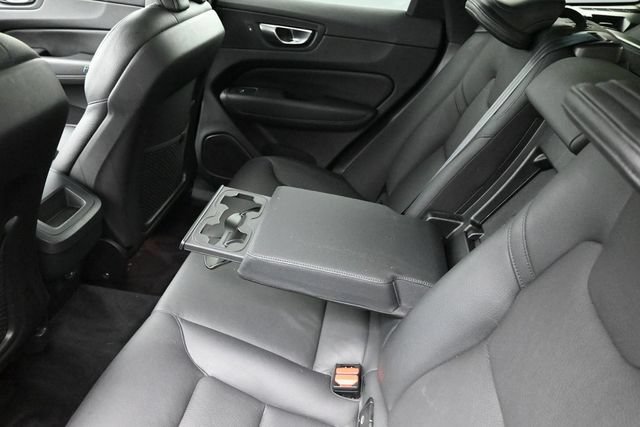 Used 2024 Volvo XC60 B5 Plus AWD/4WD image 19