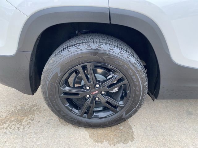 Used 2024 GMC Terrain AT4 w/ Infotainment Package II image 24