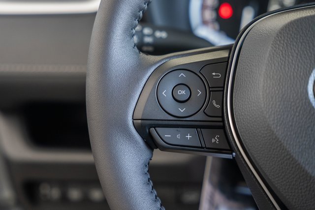 New 2025 Toyota RAV4 XLE image 30