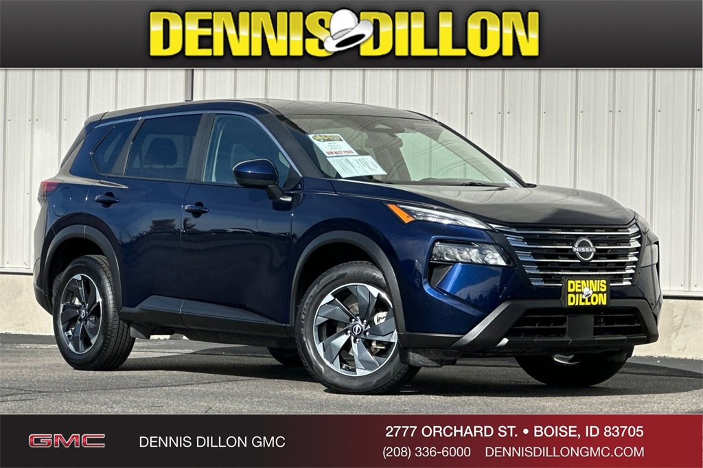 Used 2025 Nissan Rogue SV image 1