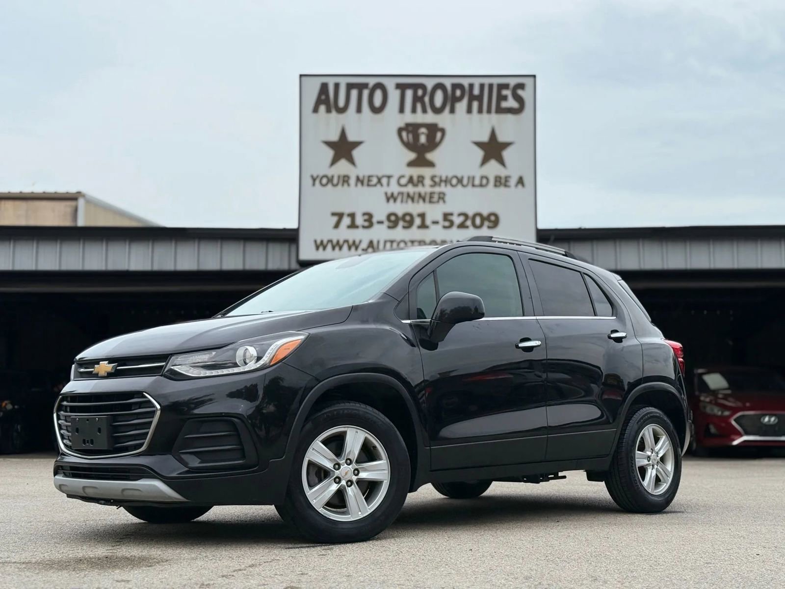 Used 2019 Chevrolet Trax LT w/ LT Convenience Package image 37