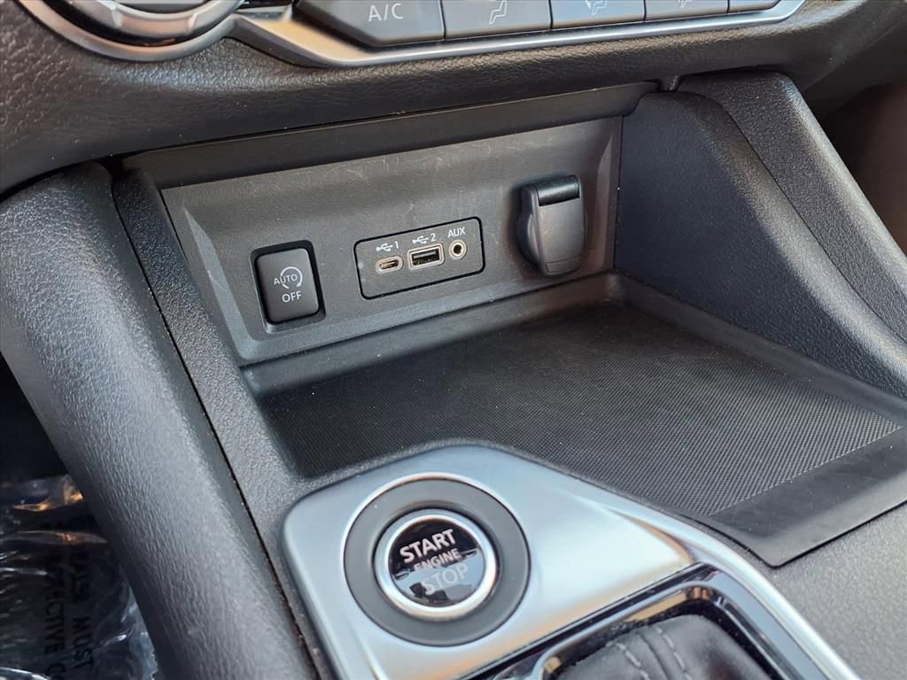 Used 2024 Nissan Sentra SV image 8