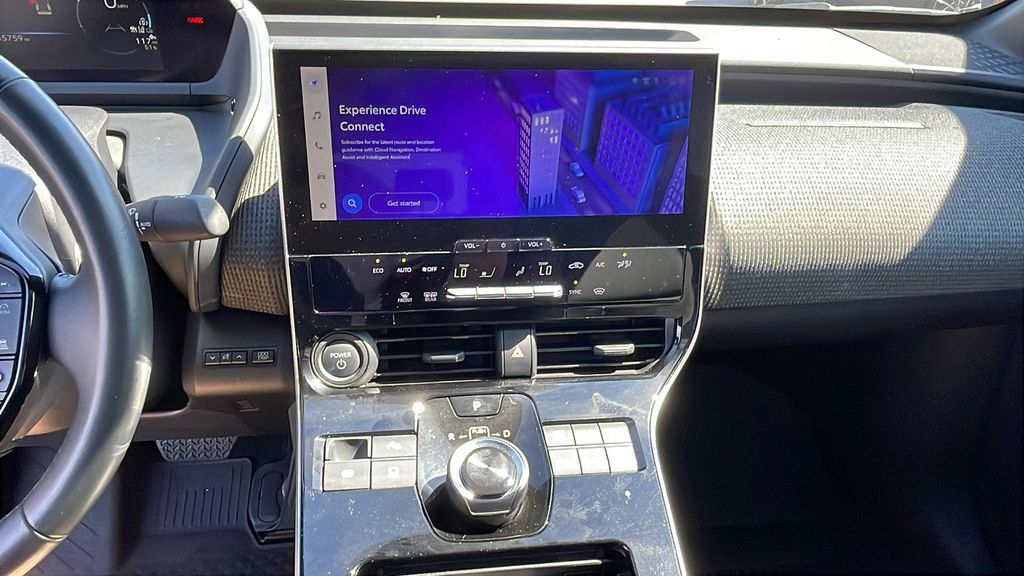 Certified 2022 Toyota Venza LE AWD/4WD image 15