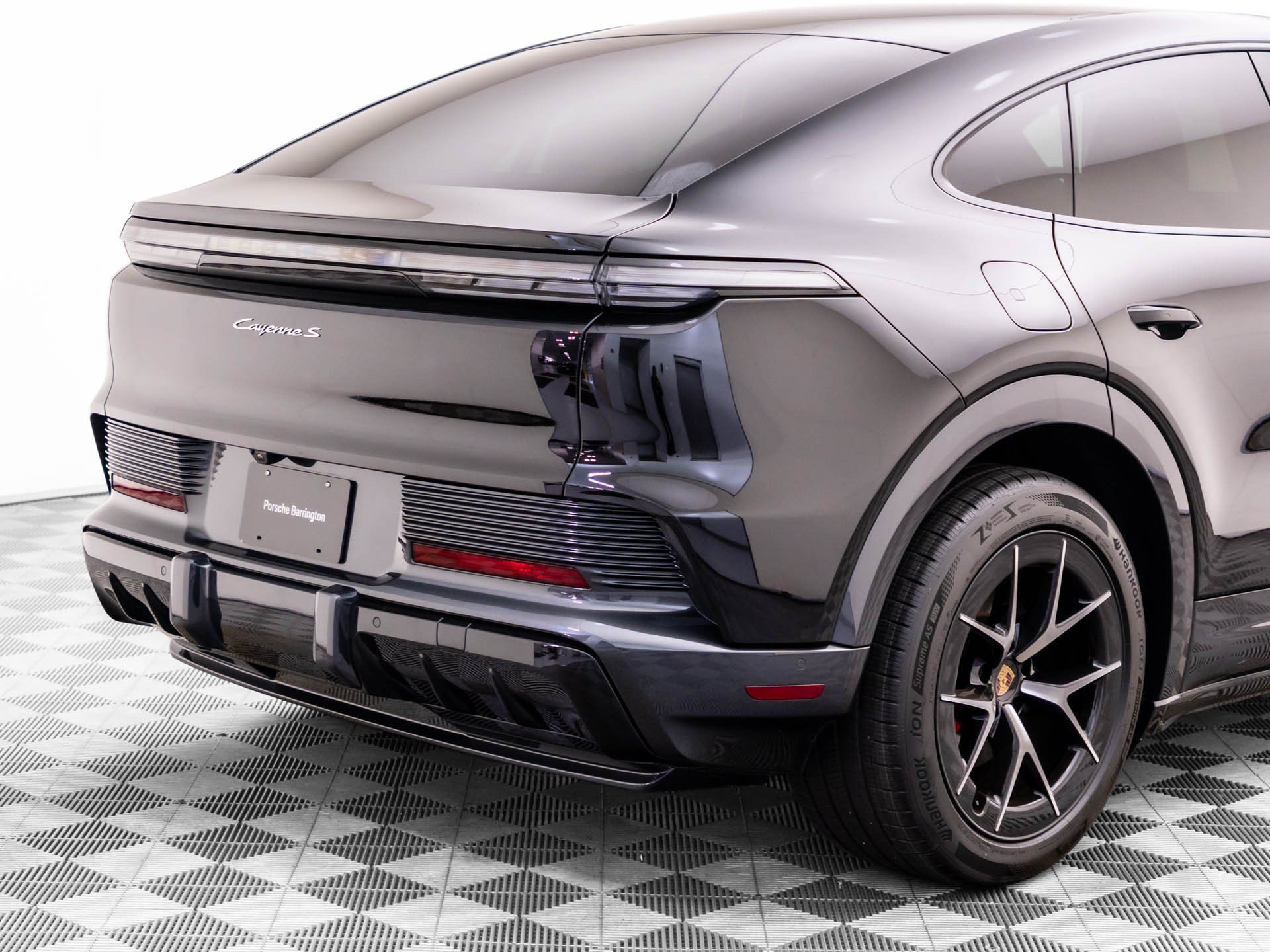New 2026 Porsche Cayenne S AWD/4WD image 49
