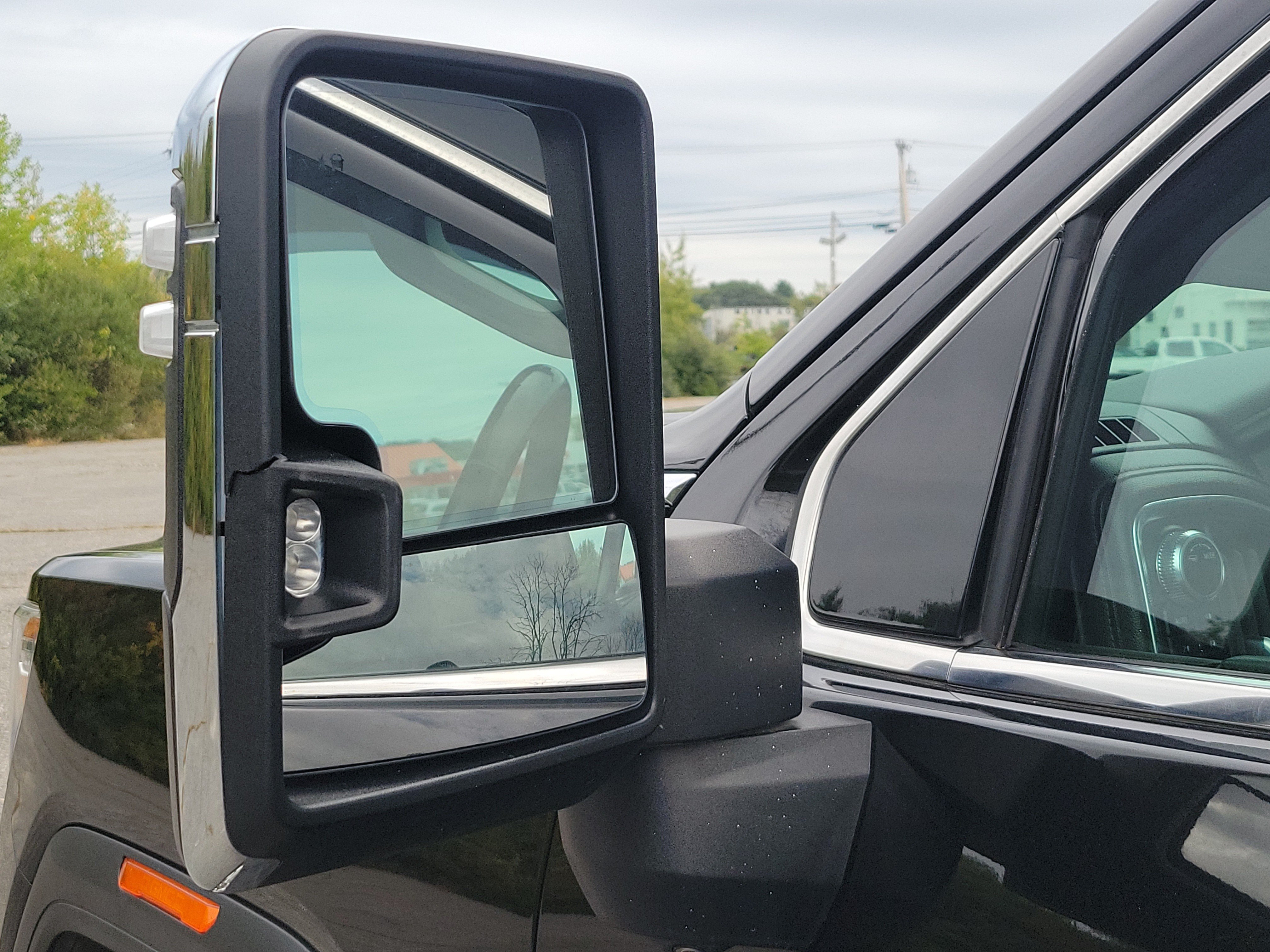 Used 2022 GMC Sierra 2500 Denali AWD/4WD image 10