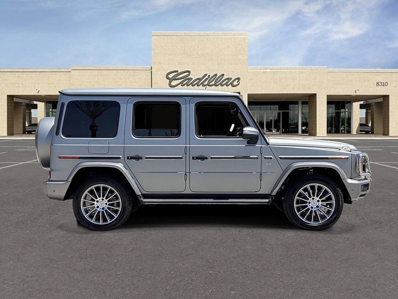 Used 2023 Mercedes-Benz G 550 image 4